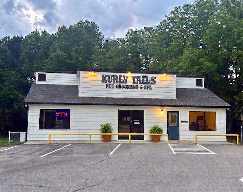 Kurly Tails Pet Grooming & Spa