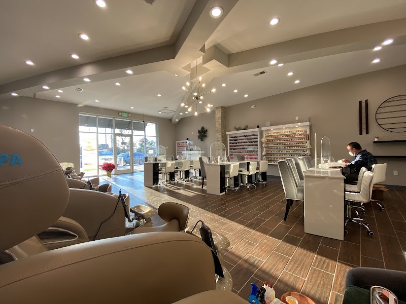 Oasis Nail Bar Apex