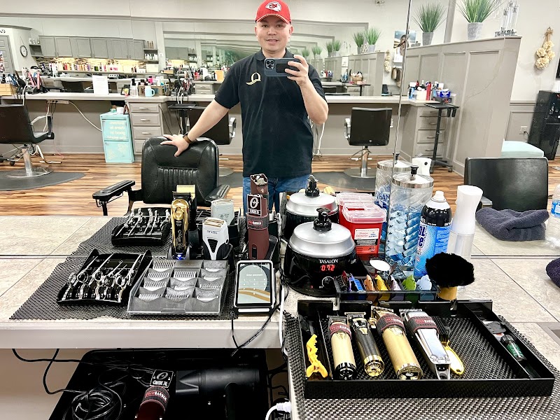 QCuts - The Barber @ Mane Envy Salon